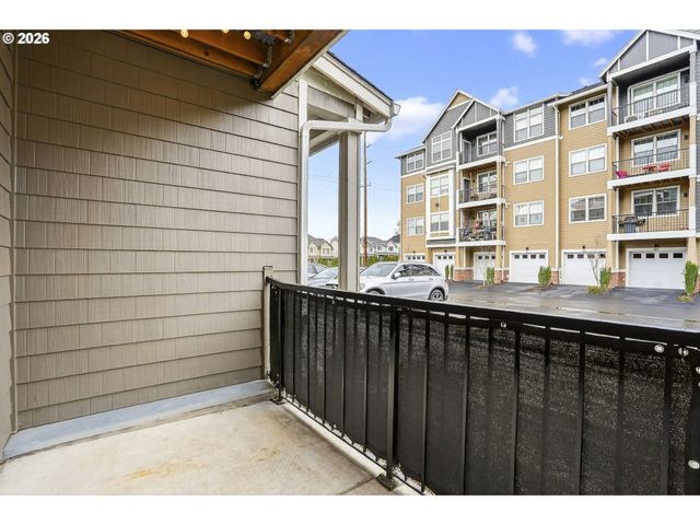 17193 Sw APPLEDALE Rd 104, Beaverton, OR 97007