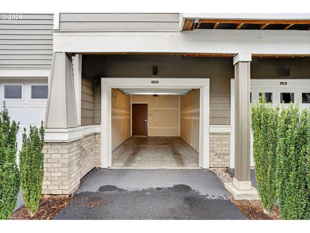 17193 Sw APPLEDALE Rd 104, Beaverton, OR 97007