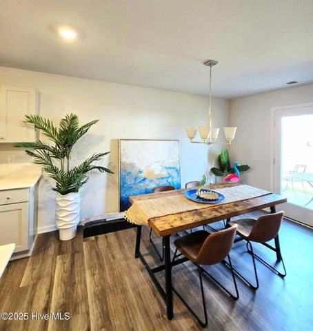 4917 Abbington Oaks Way SE, Southport, NC 28461