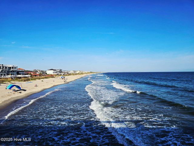 4917 Abbington Oaks Way SE, Southport, NC 28461