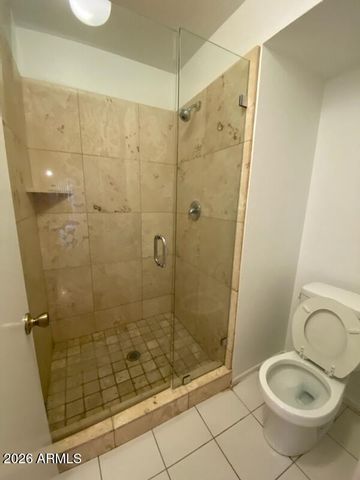8750 W GROVERS Avenue, Peoria, AZ 85382