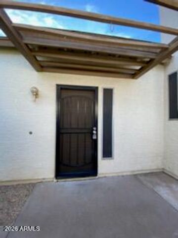 8750 W GROVERS Avenue, Peoria, AZ 85382