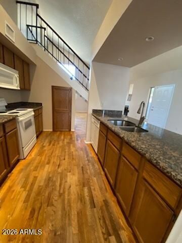 8750 W GROVERS Avenue, Peoria, AZ 85382