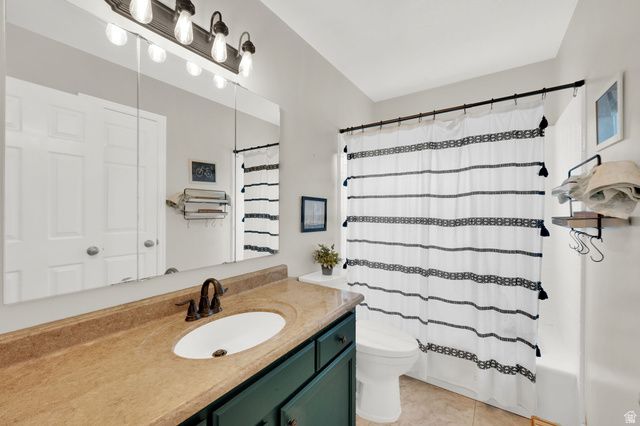 290 W 1350 N, Centerville, UT 84014