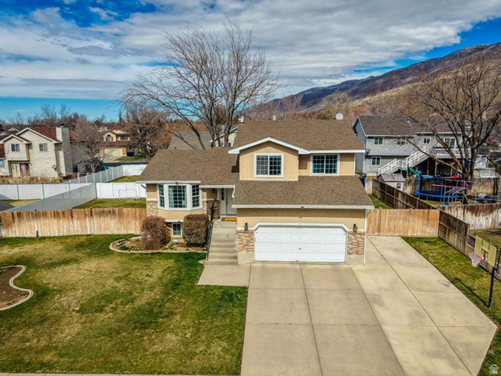 290 W 1350 N, Centerville, UT 84014