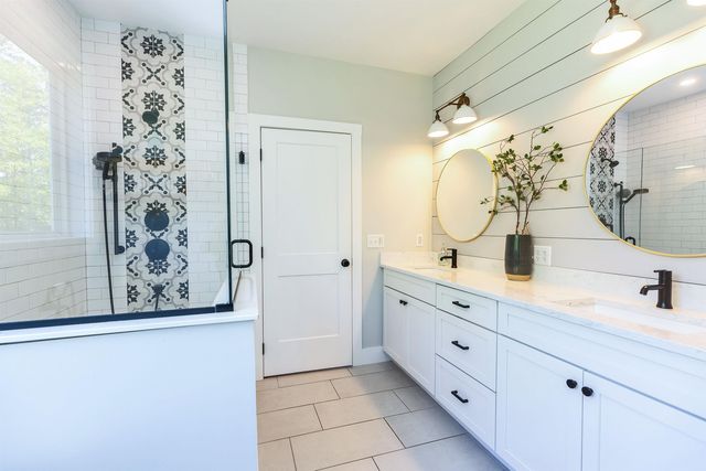 296 Spring Hill Road, Sharon, NH 03458