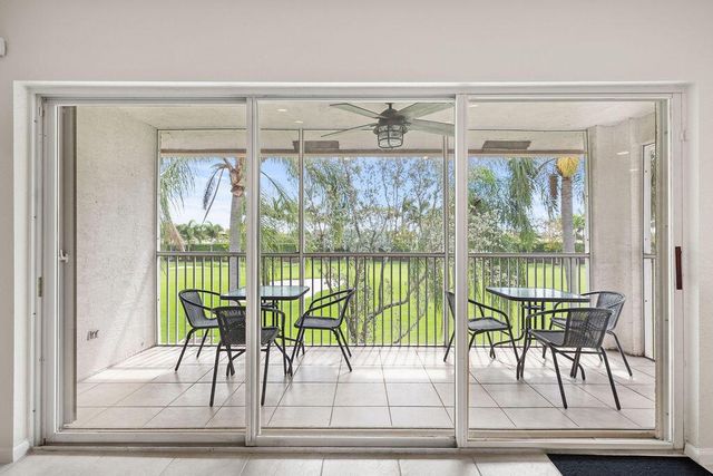 8050 Aberdeen Drive 202, Boynton Beach, FL 33472