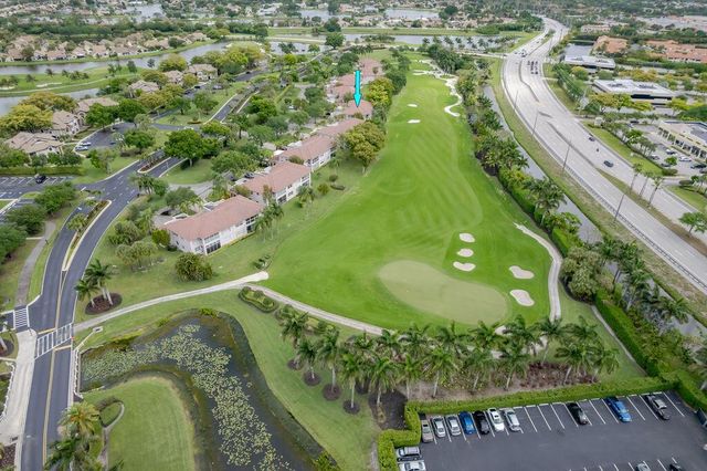 8050 Aberdeen Drive 202, Boynton Beach, FL 33472