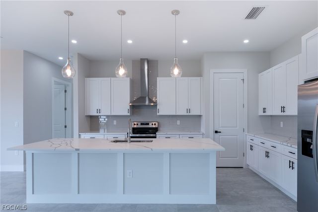 1625 SW 4th ST, Cape Coral, FL 33991