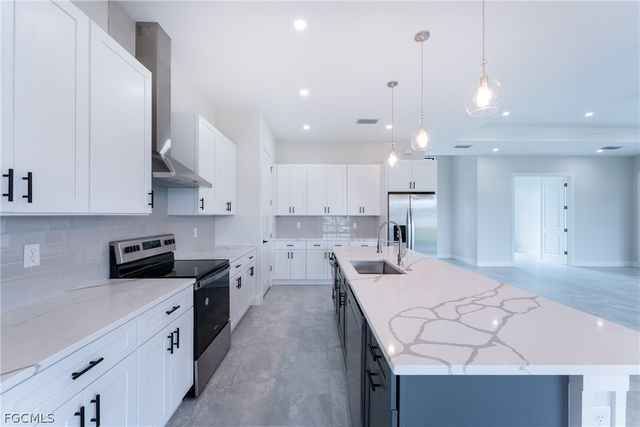 1625 SW 4th ST, Cape Coral, FL 33991