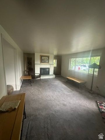5743 S 920 E, Salt Lake City, UT 84121