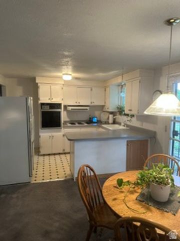 5743 S 920 E, Salt Lake City, UT 84121