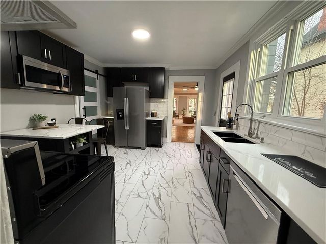 59 Rowley Street, Rochester, NY 14607