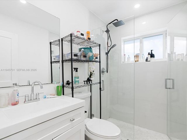 6510 SW 59th Pl, South Miami, FL 33143