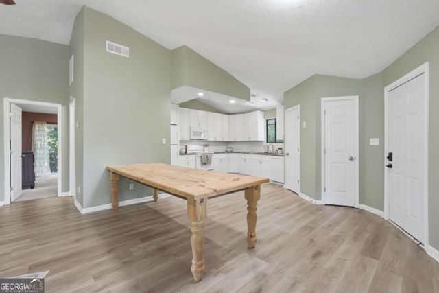 365 Kendrix Road, Sugar Hill, GA 30518