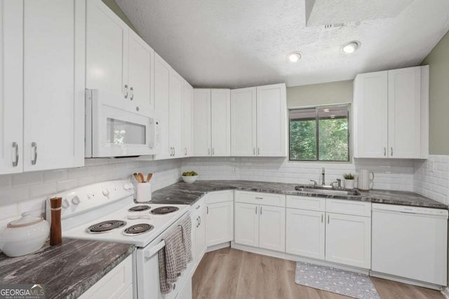 365 Kendrix Road, Sugar Hill, GA 30518