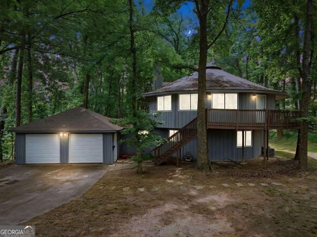 365 Kendrix Road, Sugar Hill, GA 30518