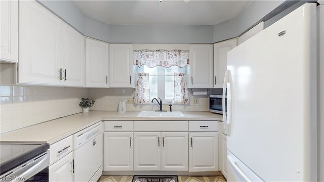 2504 17th Street, Cuyahoga Falls, OH 44223