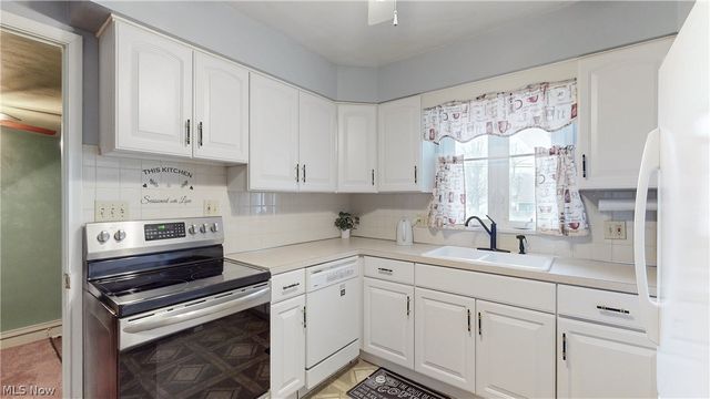 2504 17th Street, Cuyahoga Falls, OH 44223