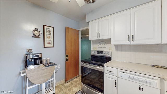 2504 17th Street, Cuyahoga Falls, OH 44223