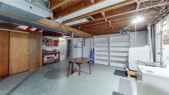 2504 17th Street, Cuyahoga Falls, OH 44223