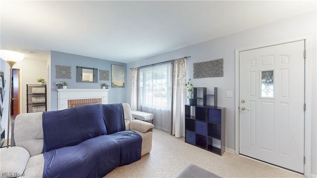 2504 17th Street, Cuyahoga Falls, OH 44223