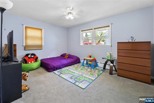 1 Veprek Lane, South Hackensack, NJ 07606