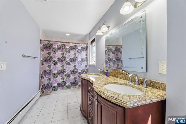 1 Veprek Lane, South Hackensack, NJ 07606