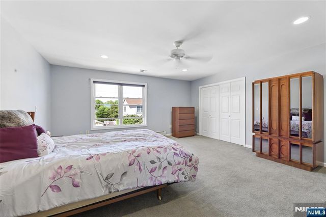 1 Veprek Lane, South Hackensack, NJ 07606