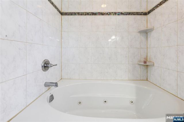 1 Veprek Lane, South Hackensack, NJ 07606