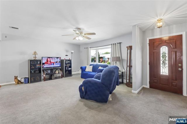 1 Veprek Lane, South Hackensack, NJ 07606