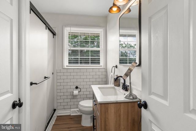 17 W CENTRAL AVE, Hammonton, NJ 08037