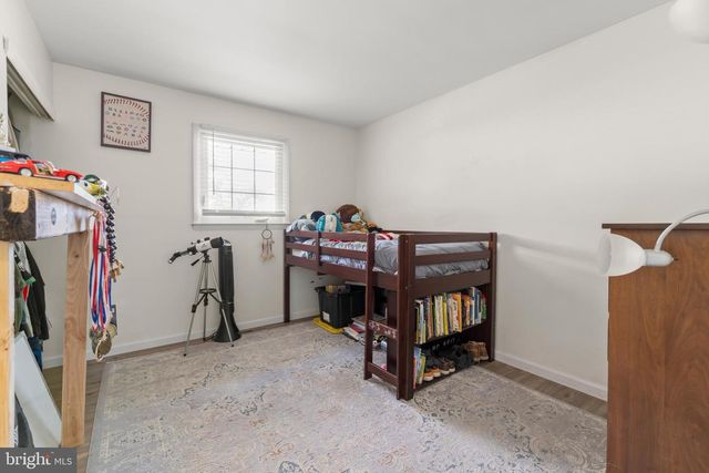 17 W CENTRAL AVE, Hammonton, NJ 08037