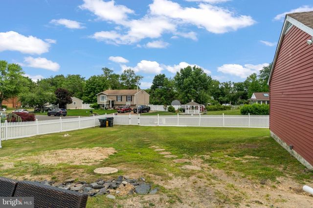 17 W CENTRAL AVE, Hammonton, NJ 08037