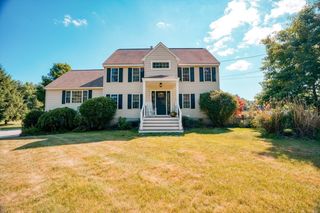 46 Brookline Street, Pepperell, MA 01463