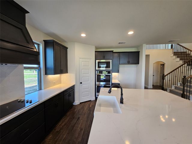 320 Magnolia Court, Trenton, TX 75490