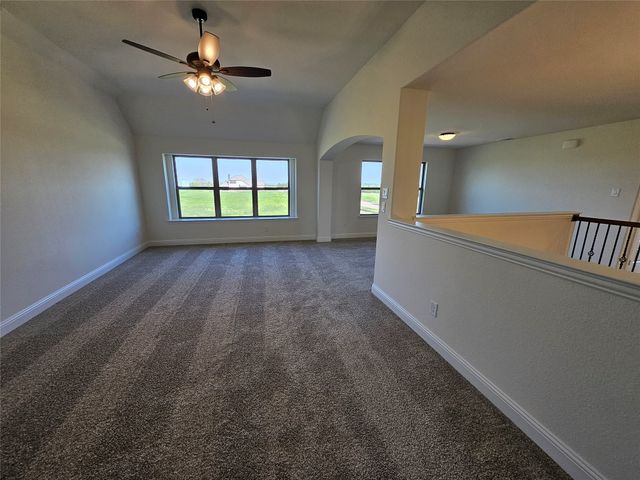 320 Magnolia Court, Trenton, TX 75490