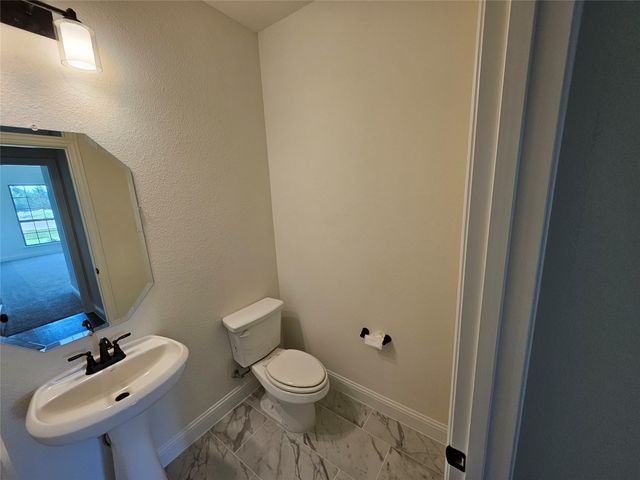 320 Magnolia Court, Trenton, TX 75490
