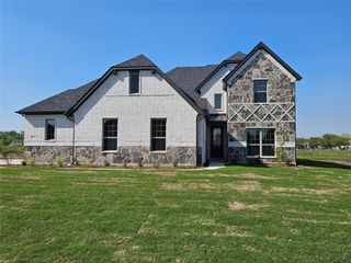 320 Magnolia Court, Trenton, TX 75490
