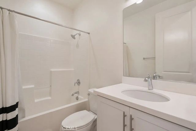 5750 Acacia, Lakewood, CA 90712