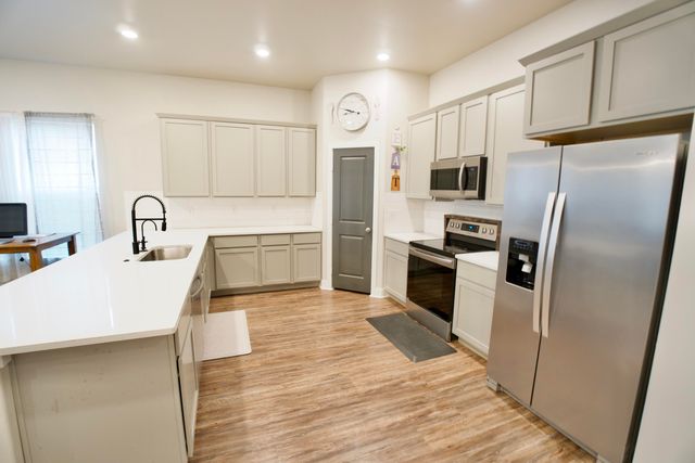 13820 Quanah Avenue, Lubbock, TX 79423