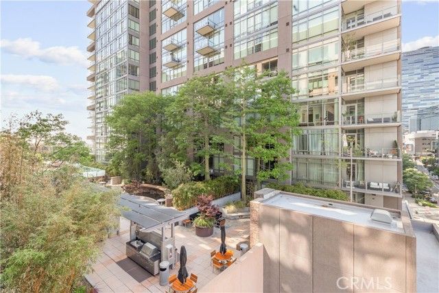 1111 S Grand 609, Los Angeles, CA 90015