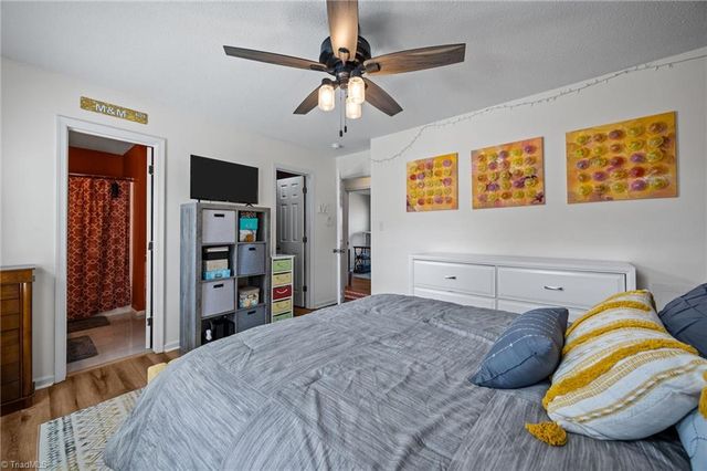 146 Charlestowne Circle, Winston-salem, NC 27103