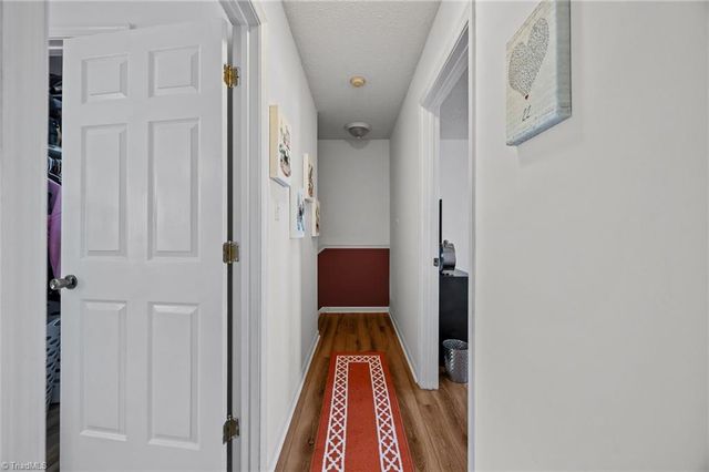 146 Charlestowne Circle, Winston-salem, NC 27103