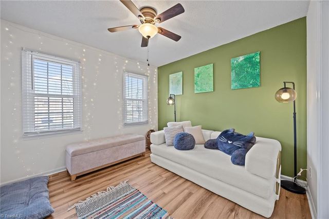 146 Charlestowne Circle, Winston-salem, NC 27103