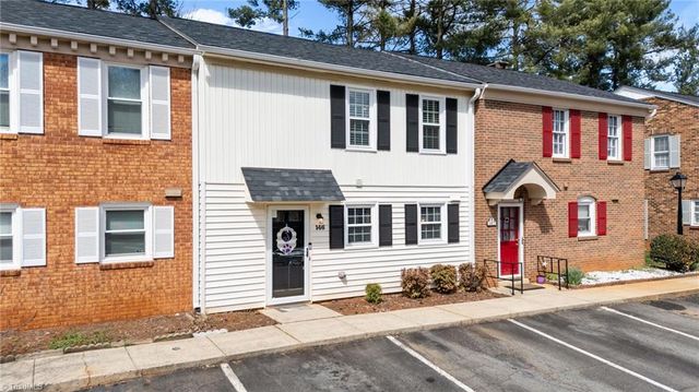 146 Charlestowne Circle, Winston-salem, NC 27103