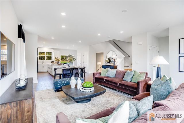 102 Fred Clark Drive, Pennington, NJ 08534