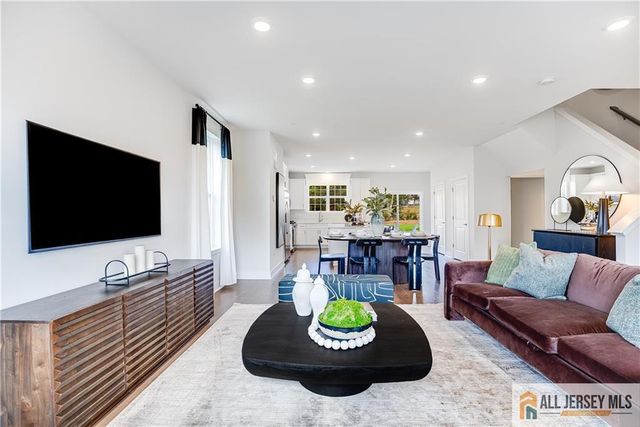 102 Fred Clark Drive, Pennington, NJ 08534