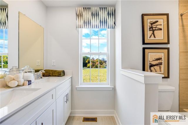 102 Fred Clark Drive, Pennington, NJ 08534