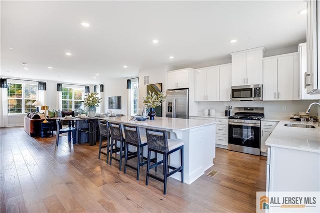 102 Fred Clark Drive, Pennington, NJ 08534